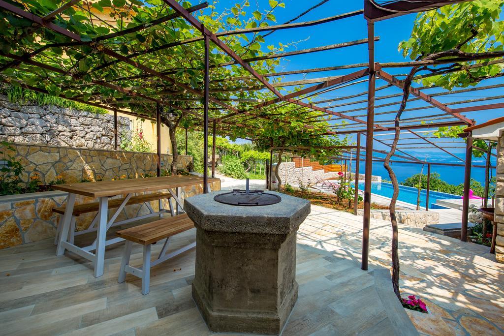 House Obrs Villa Mošćenička Draga Eksteriør billede